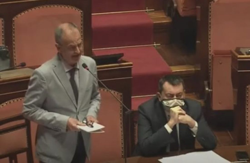 Befason senatori italian: Burrat me 4-5 dashnore jan&euml; m&euml; t&euml;