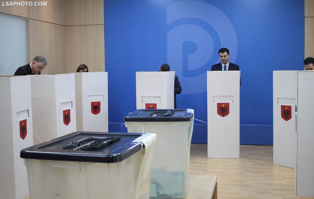 P&euml;rzgjedhja e deputet&euml;ve/ PD surprizon me komisionin e vler&euml;simit