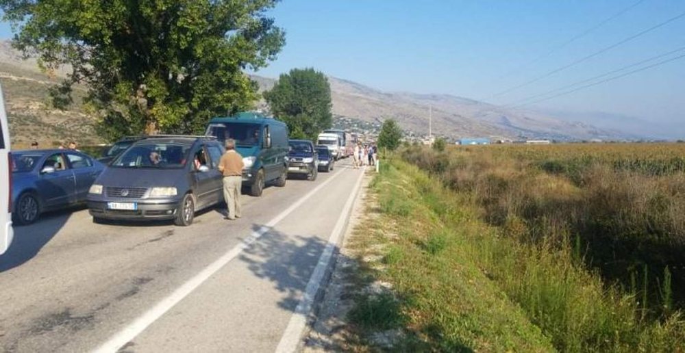 Radh&euml; kilometrike n&euml; Kakavij&euml;, makinat arrijn&euml; deri n&euml;