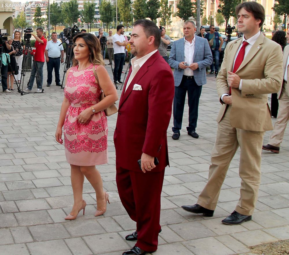 Si e harruan mediat e qeveris&euml; Ylli Ndroqin dhe iu kthyen historis&euml;