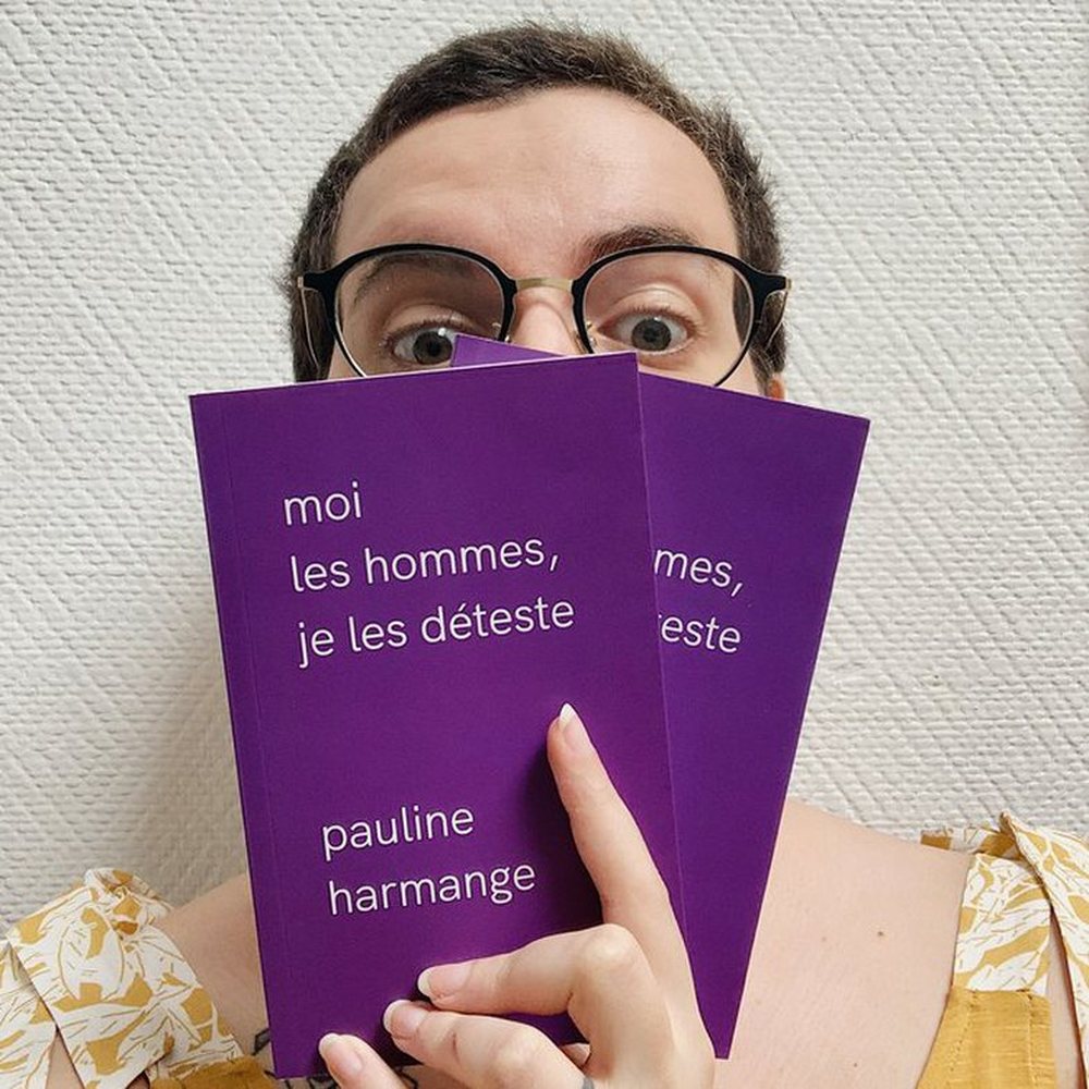 Libri q&euml; shqet&euml;soi qeverin&euml; franceze, "Un&euml; i urrej