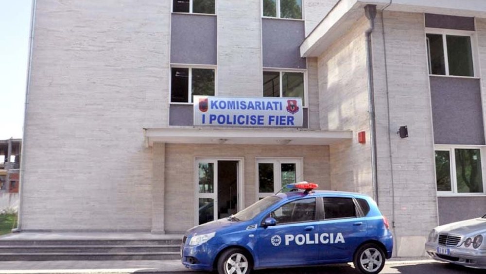 Fier/ Arrestohen dy persona p&euml;r kultivim kanabisi