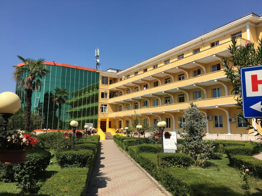 Humb jet&euml;n nga koronavirusi nj&euml; 32-vje&ccedil;ar