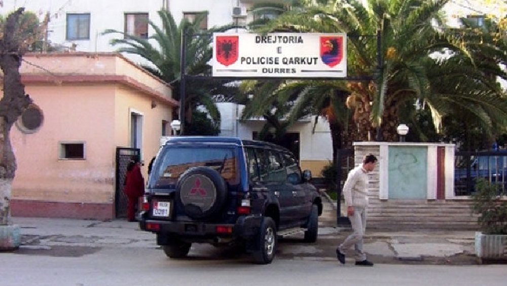 I shpallur 9 her&euml; n&euml; k&euml;rkim, arrestohet n&euml; Shijak, Petrit