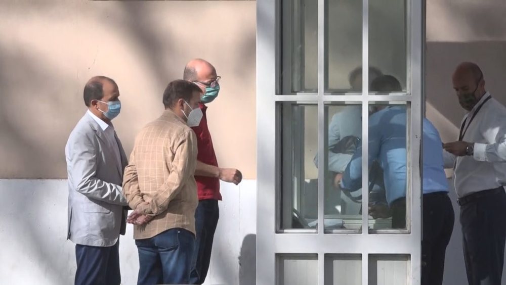 Mjek&euml;t e QSUT-s&euml; paralajm&euml;ruan protest&euml;, Rama i pret n&euml;