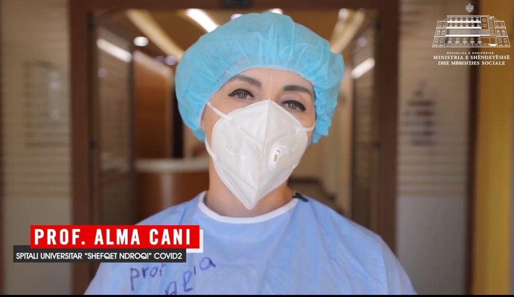 Mjekja mesazh me VIDEO: Kujdes! Rastet po shtohen. Virusi po shp&euml;rndahet