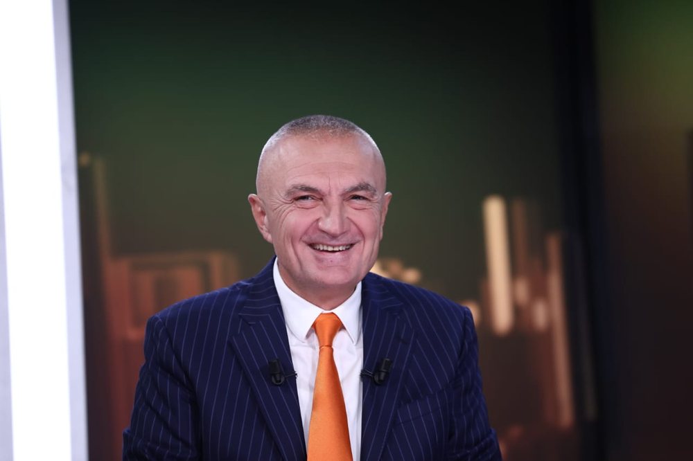 A do t&euml; shp&euml;rndash parlamentin? Meta: Vazhdoni m&euml; provokoni dhe