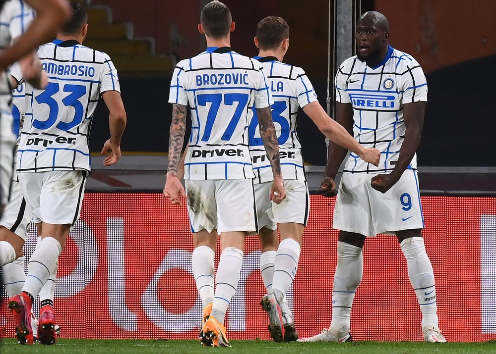 Video/ Lukaku merr p&euml;rsip&euml;r Inter, Lautaro grushta pankin&euml;s: