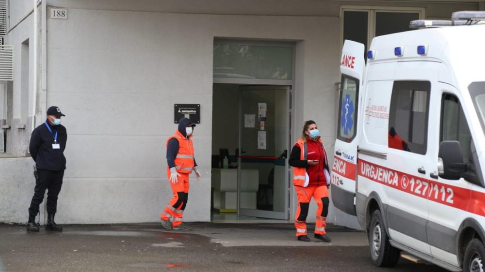 Kat&euml;r humbje jete nga COVID-19, 85 t&euml; sh&euml;ruar dhe 171 raste