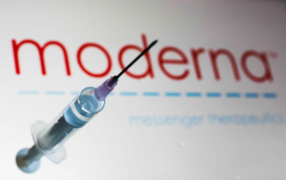 Drejtuesi i Moderna: Vaksina jon&euml; anti-Covid ofron mbrojtje p&euml;r disa
