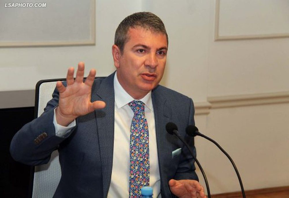 Infektohet me Covid edhe Damian Gjiknuri