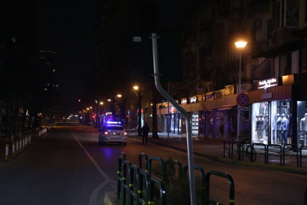 Nis karantina, kush e shkel d&euml;nohet me 10 mij&euml; lek&euml; gjob&euml;