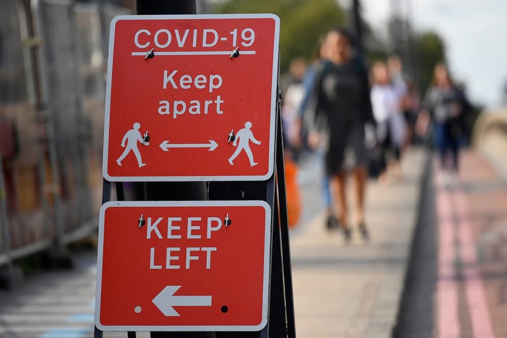Qeveria britanike: Varianti i ri Covid jasht&euml; kontrollit, infektimet rriten