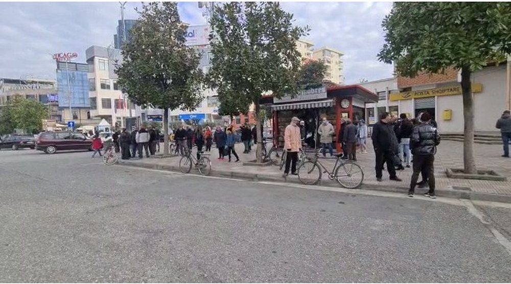 Mbyllet n&euml; m&euml;nyr&euml; paq&euml;sore protesta n&euml; Shkod&euml;r