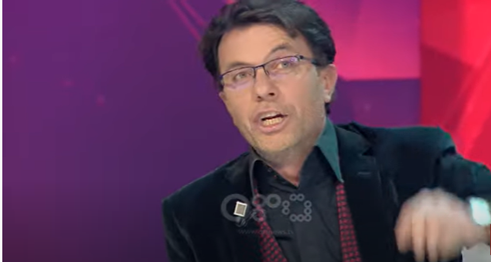 P&euml;r t&euml; mos u humbur/ Laert Vasili i dehur n&euml; emision, shihni se