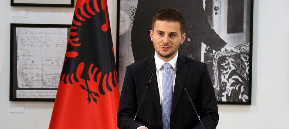Rama z&euml;vend&euml;son Gent Cakajn n&euml; Ministrin&euml; e Jashtme
