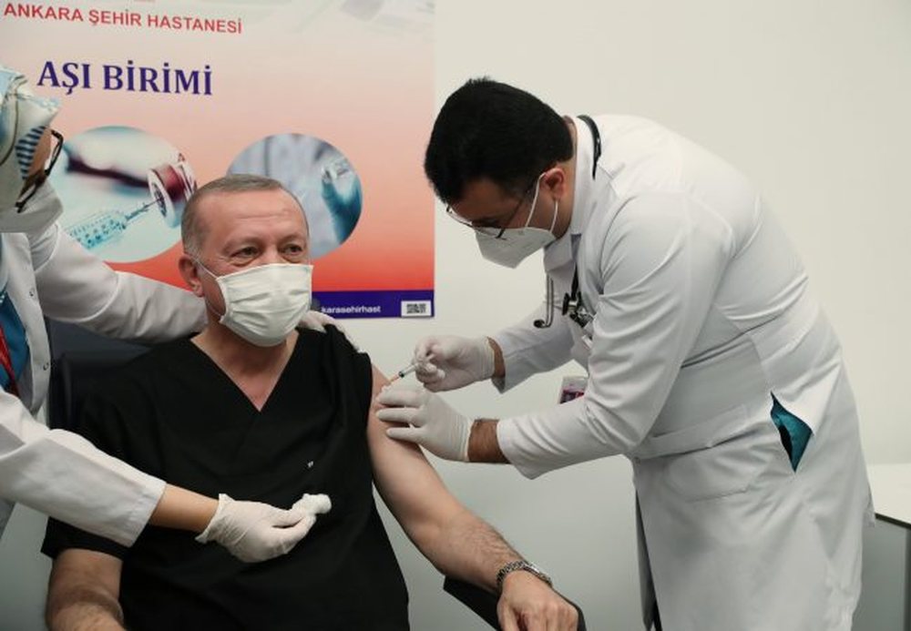 Erdogan b&euml;n vaksin&euml;n anti-Covid: Synojm&euml; t&euml; vaksinojm&euml;