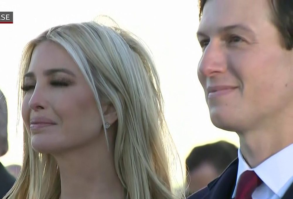 VIDEO/ Shihni si qan Ivanka Trump n&euml; fjalimin e fundit t&euml; babait si