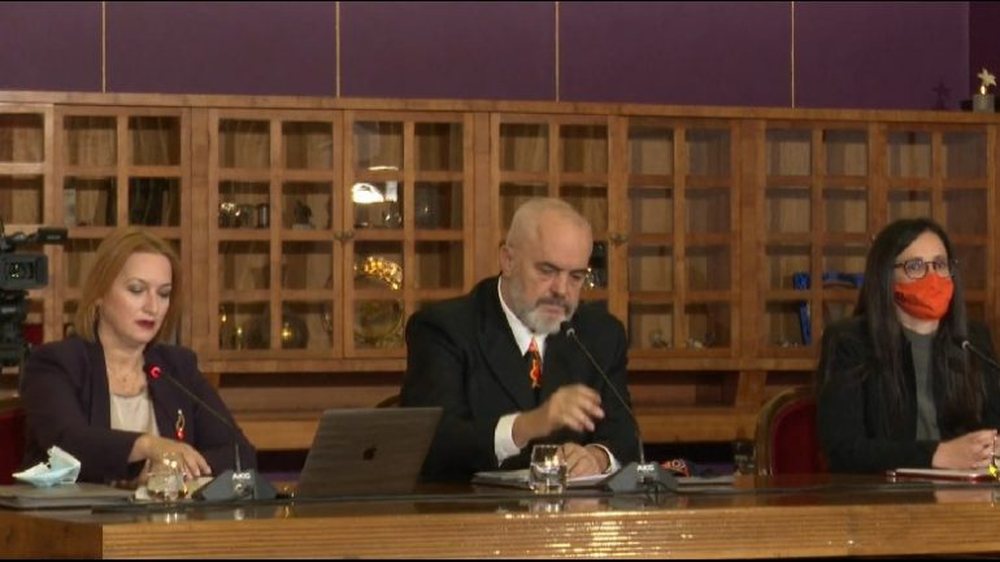 Ministrja Denaj: N&euml; vet&euml;m 7 vite u shtuan 225 mij&euml; vende t&euml;