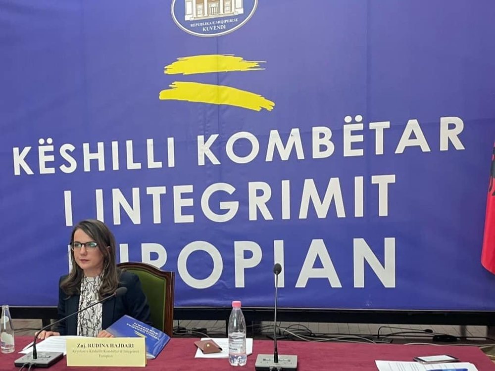 Rudina Hajdari thyen heshtjen: "Bashk&euml;puntor&euml;t e Ndraghet&euml;s