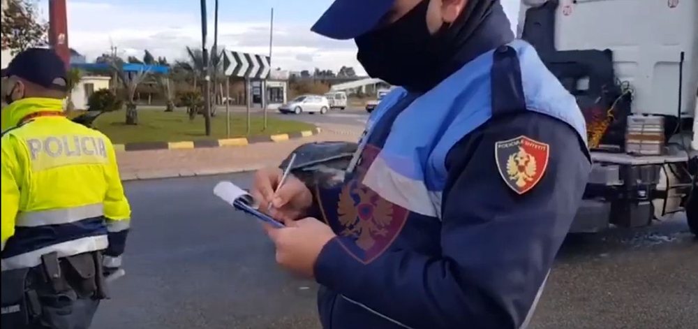 Q&euml;ndron i lart&euml; numri i t&euml; nd&euml;shkuarve p&euml;r shkeljen e