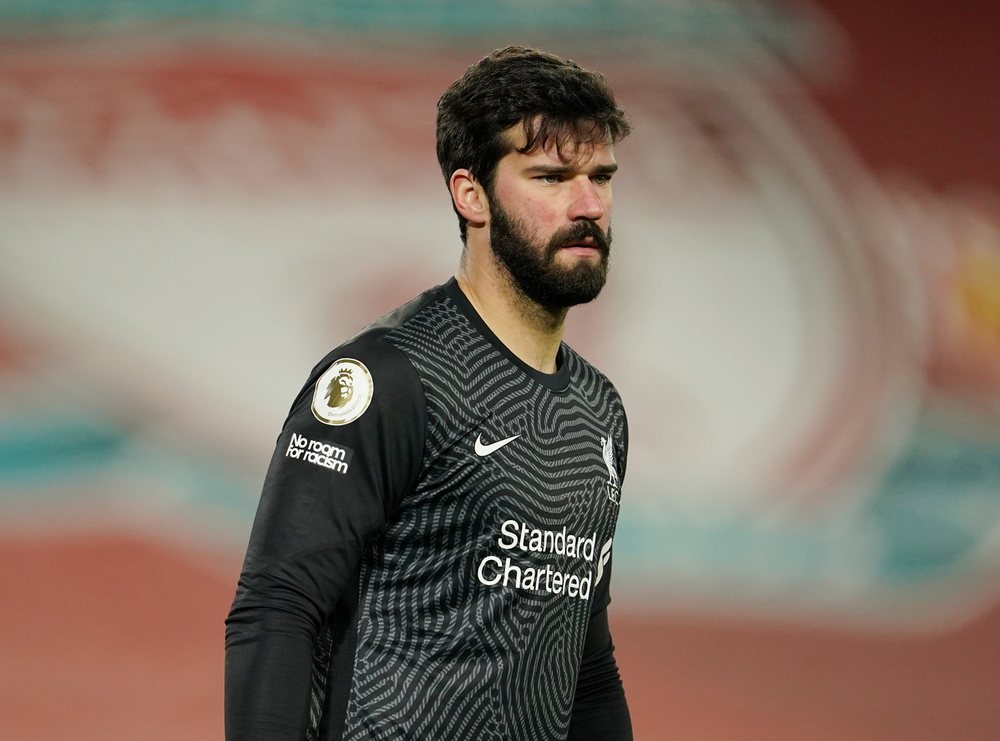 "T&euml; th&euml;rrasim Karius e t&euml; shesim Alisson": portieri