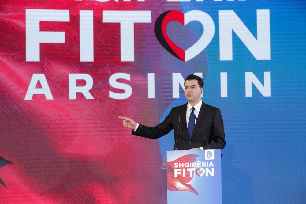Fushata/ Basha zbulon programin p&euml;r arsimin, k&euml;to jan&euml; pikat