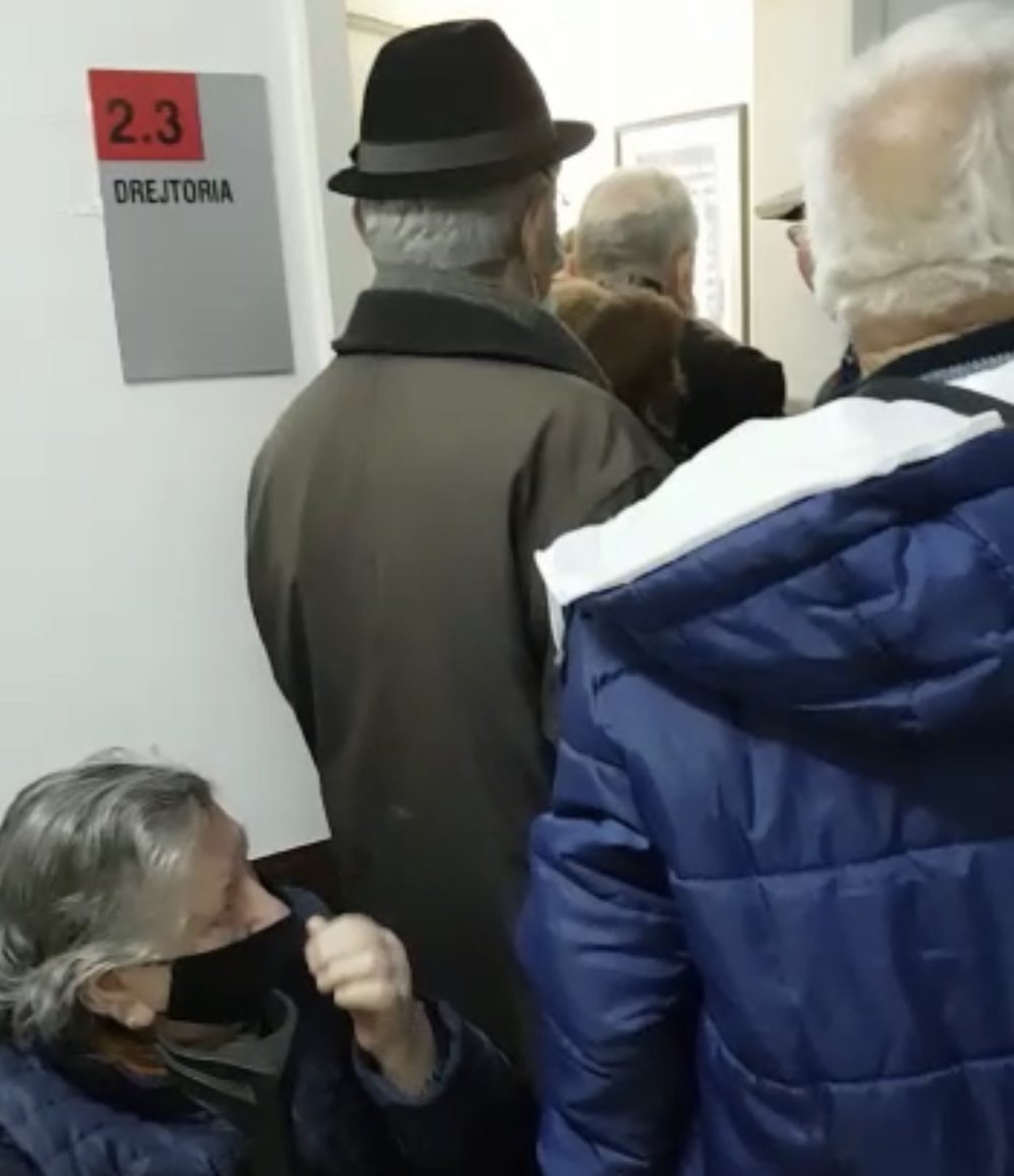 Denoncimi me VIDEO: Shikoni kaosin n&euml; qendrat sh&euml;ndet&euml;sore ku po