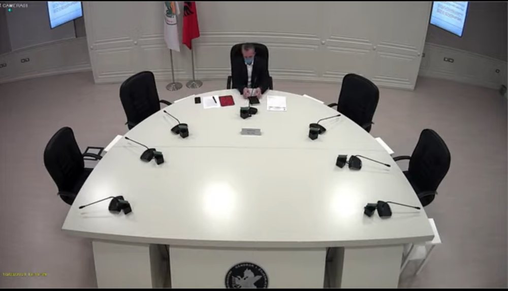 KQZ u kthen mbrapsht partive listat e deputet&euml;ve: Plot&euml;sojini edhe