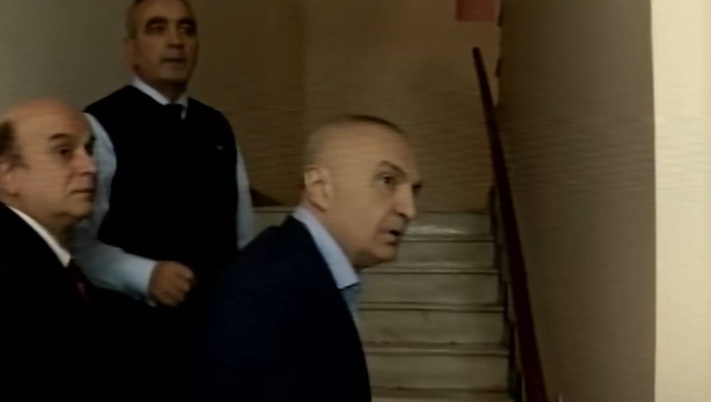 &ldquo;Do p&euml;rfundoni si polic&euml;t e Mubarakut&rdquo;, Ilir Meta