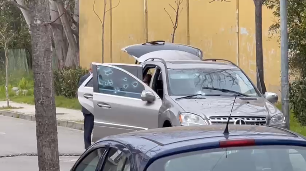 Bresh&euml;ri kallashnikovi, shihni &euml;sht&euml; b&euml;r&euml; makina e