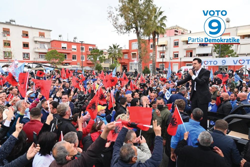 Basha n&euml; Vlor&euml;: T&euml; diel&euml;n Rama largohet bashk&euml; me