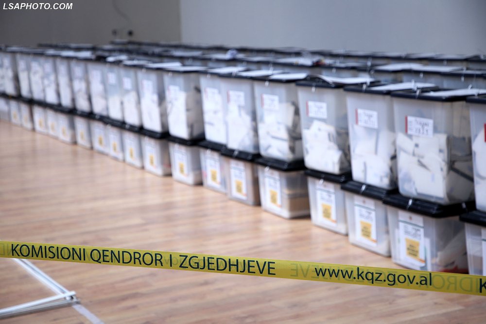 Mbyllet num&euml;rimi n&euml; Vlor&euml;/ PS merr 8 mandatet, PD shkon n&euml;