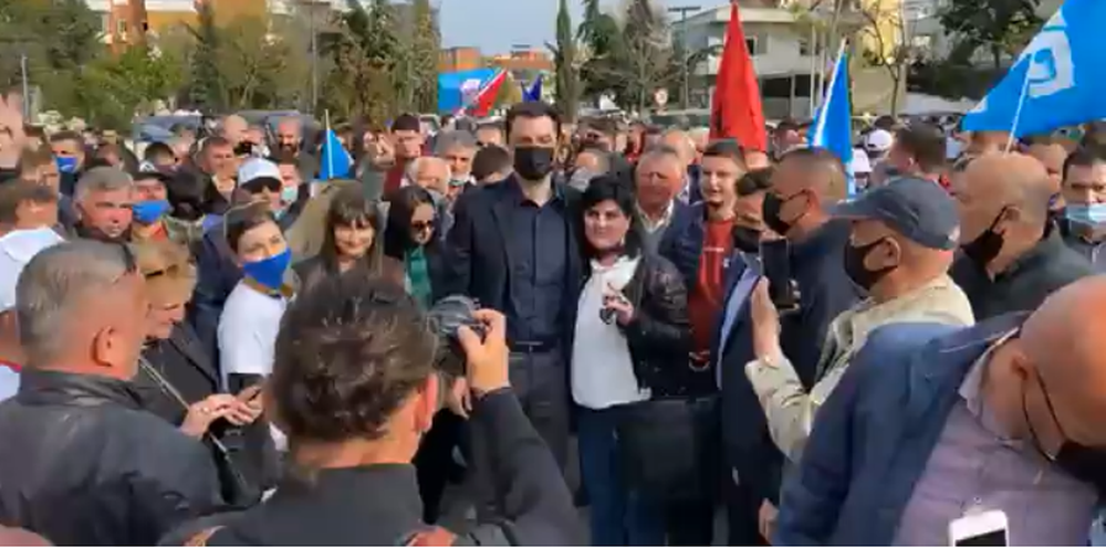 Basha te Nj&euml;sia 7: M&euml; b&euml;t&euml; t&euml; ndihem si n&euml;