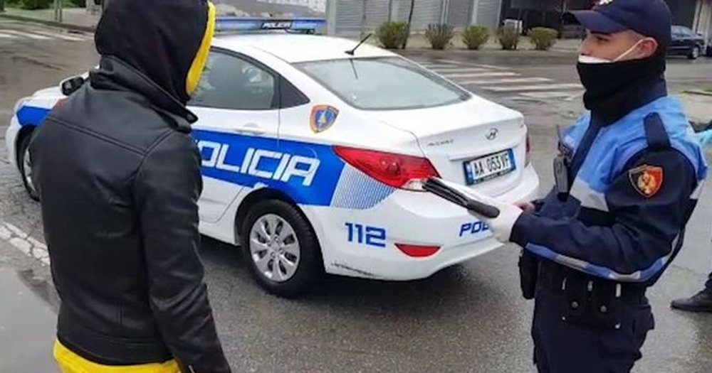 Vendimi/ Ndryshon gjoba p&euml;r ata q&euml; kapen me makin&euml; pas or&euml;s