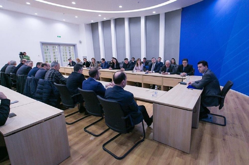 Zgjedhjet e 25 prillit/ Basha mbledh sot Kryesin&euml; e PD dhe K&euml;shillin
