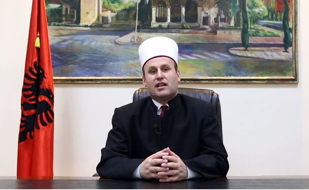 Prag Fit&euml;r Bajrami, kreu i Komunitetit Mysliman uron besimtar&euml;t: