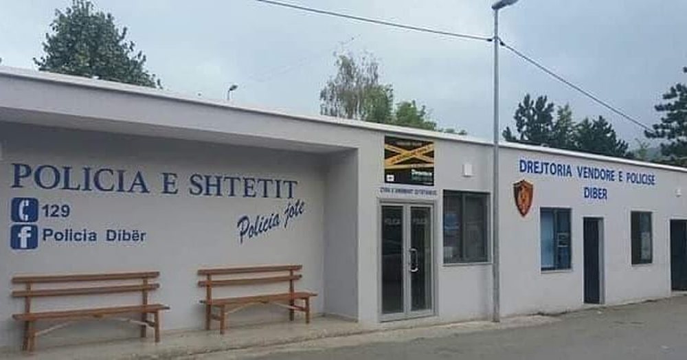 Dib&euml;r/ Po nd&euml;rtonin pa leje, policia procedon penalisht 5 persona