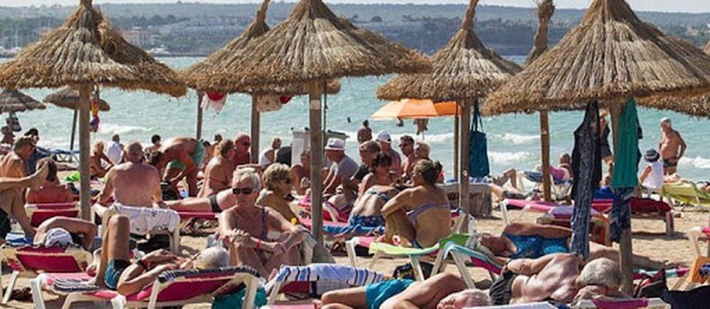 Pushimet n&euml; Shqip&euml;ri/ Sezoni nis me tre t&euml; helmuar n&euml;