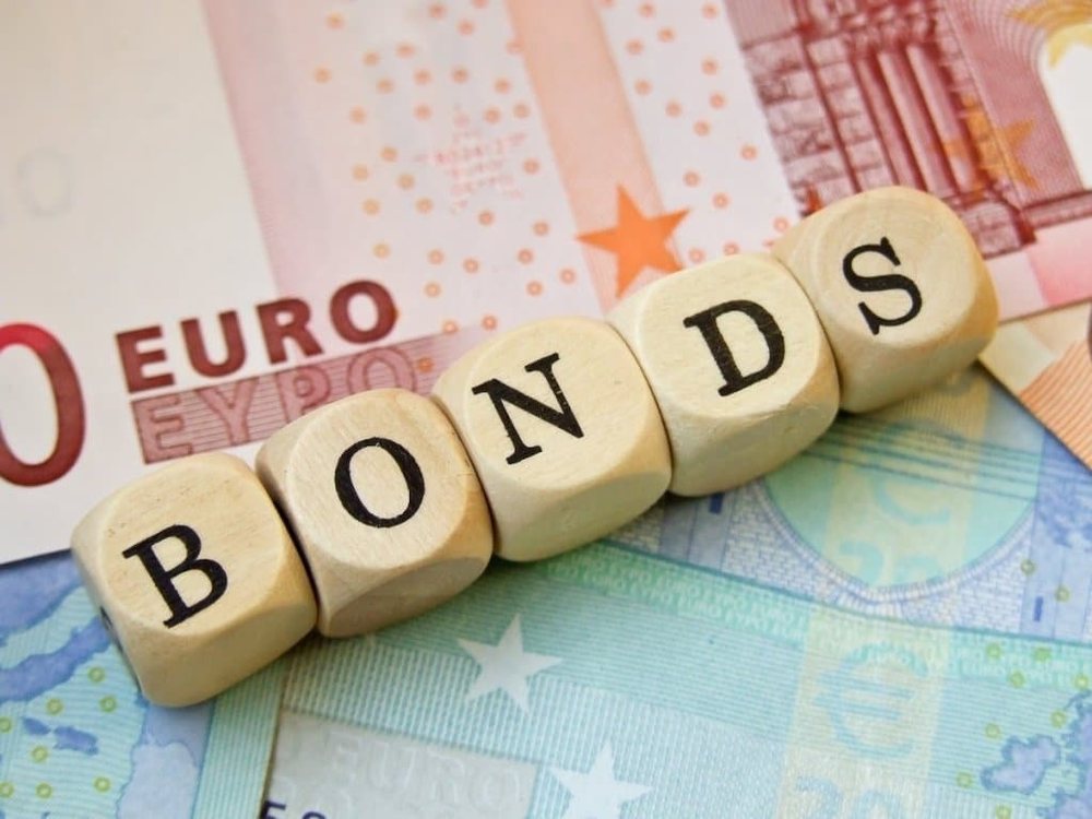 Eurobond 500 milion&euml; euro, Shqip&euml;ria del n&euml; tregje n&euml; fillim