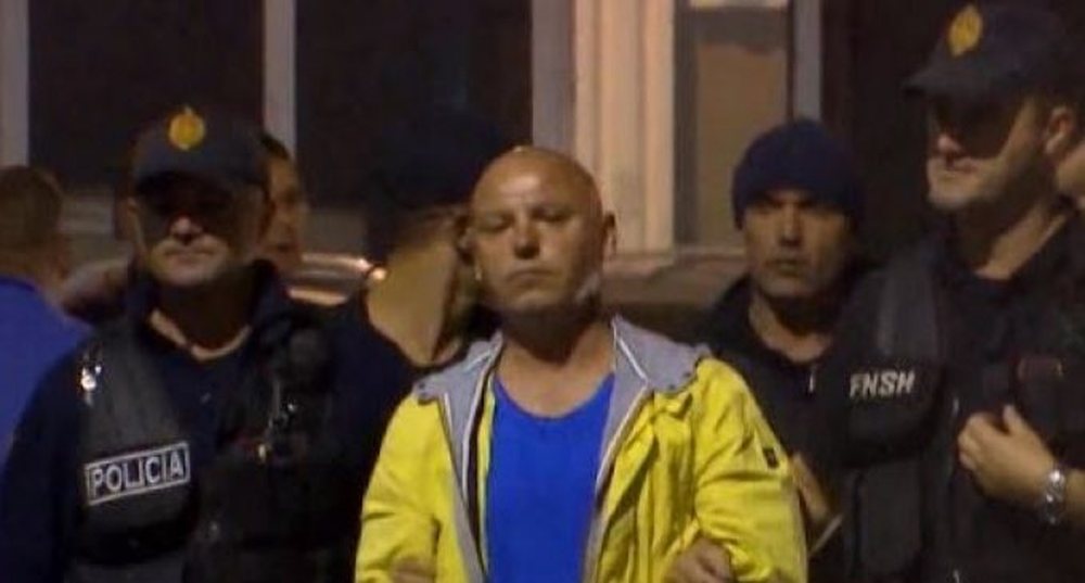 Grupi i Avdylajve/ Si dol&euml;n nga burgu patronazhist&euml;t q&euml;