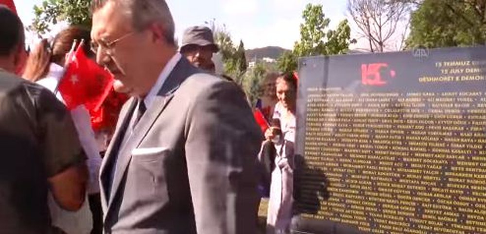 Ambasadori turk: Shqip&euml;ria &euml;sht&euml; nd&euml;rgjegj&euml;suar