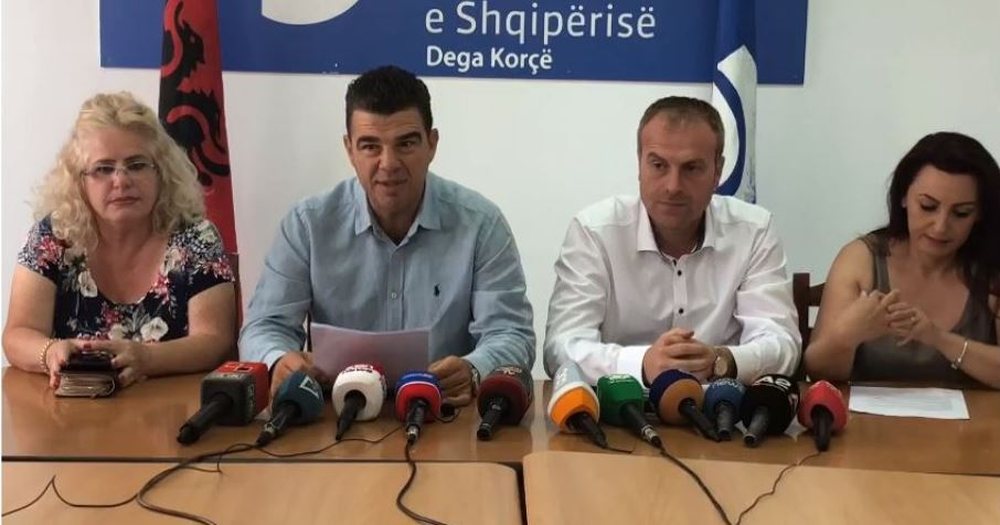 Dor&euml;hiqen Sekretari i PD-s&euml; dhe 13 an&euml;tar&euml; kryesie n&euml;