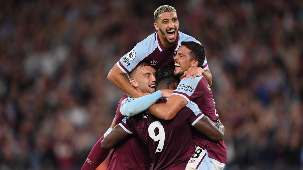Video/ West Ham merr kryesimin e Premier League: Leicester me 10 lojtar&euml;