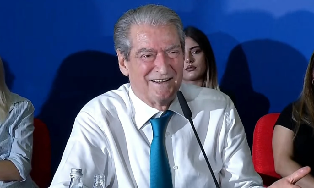 Berisha thirrje Bash&euml;s: Dor&euml;zo mandatin dhe shko andej nga ke ardhur