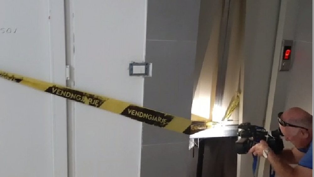 R&euml;nia e ashensorit n&euml; Astir/ Lirohet nga burgu tekniku: Nuk kam faj,