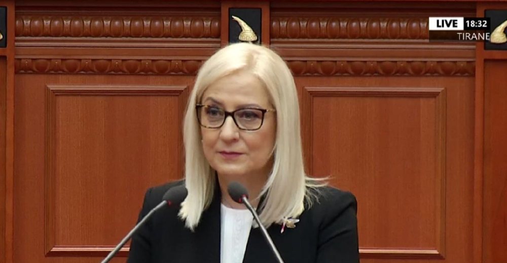 P&euml;rplasjet n&euml; Kuvend/ PD k&euml;rkon shkarkimin e Lindita