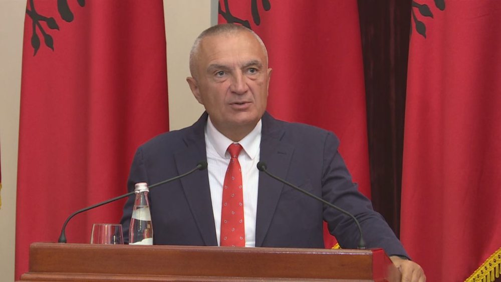 Publikimi i rrogave t&euml; qytetar&euml;ve/ Meta: Akt kriminal! Rrezikohet