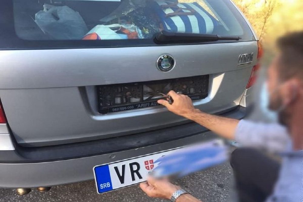 Fillon zbatimi i marr&euml;veshjes/ Q&euml; sot gjoba serb&euml;ve q&euml; nuk