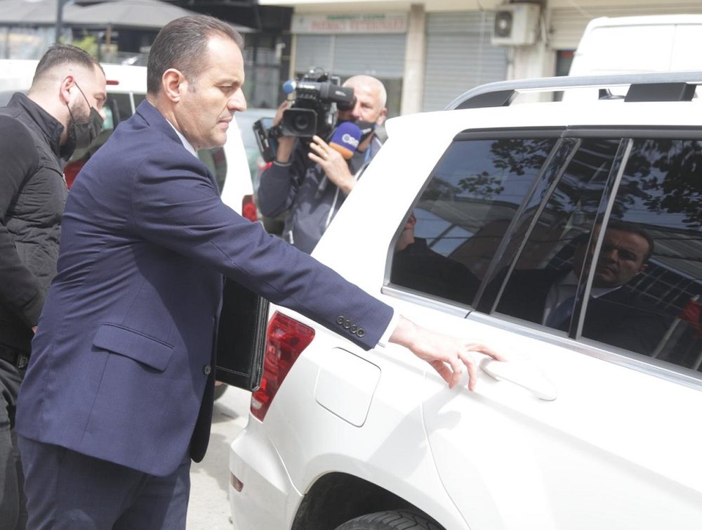 Gjykata refuzon k&euml;rkes&euml;n e Adriatik Llall&euml;s p&euml;r shtyrjen e